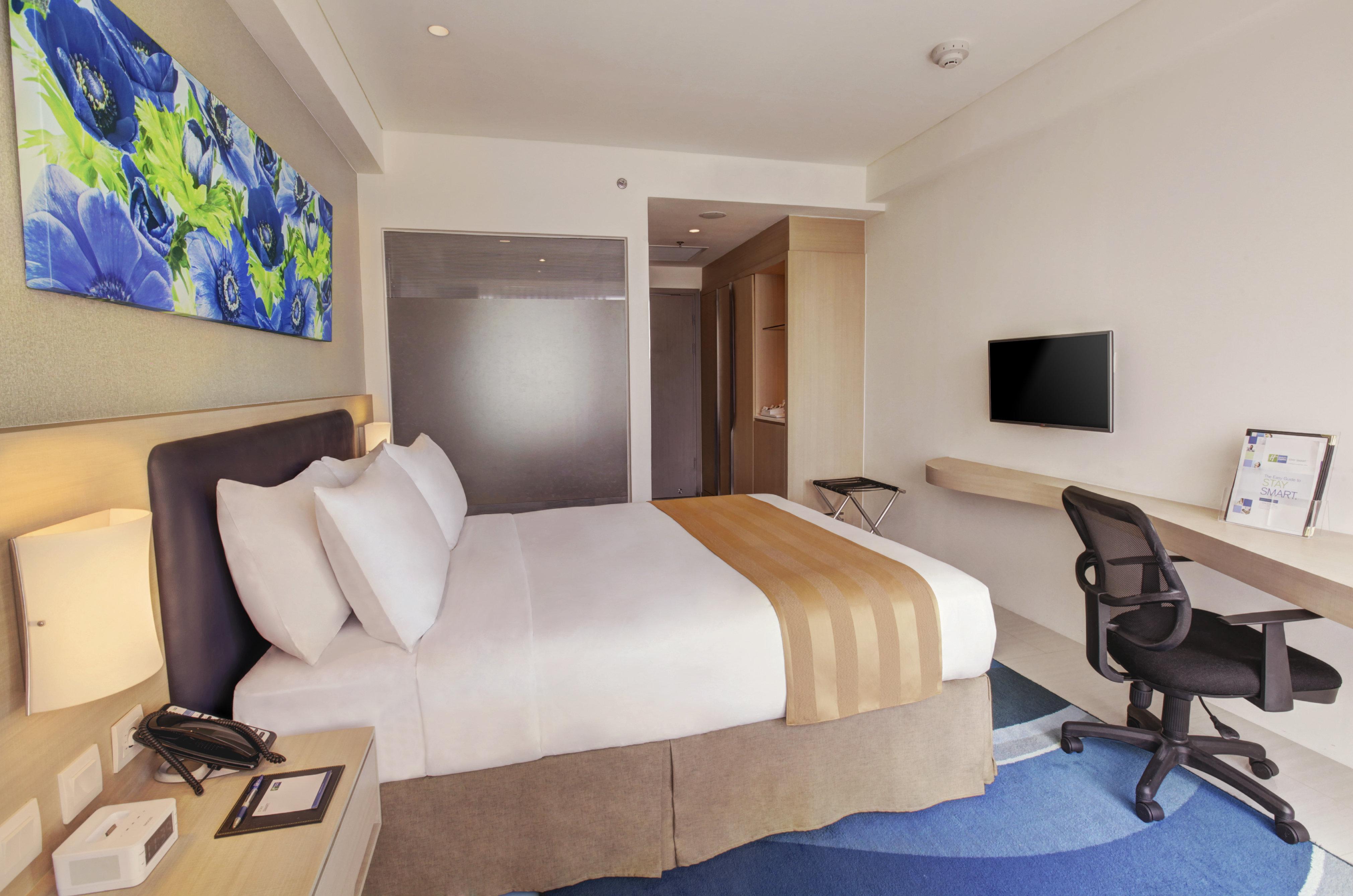 Holiday Inn Express Jakarta International Expo By Ihg Buitenkant foto