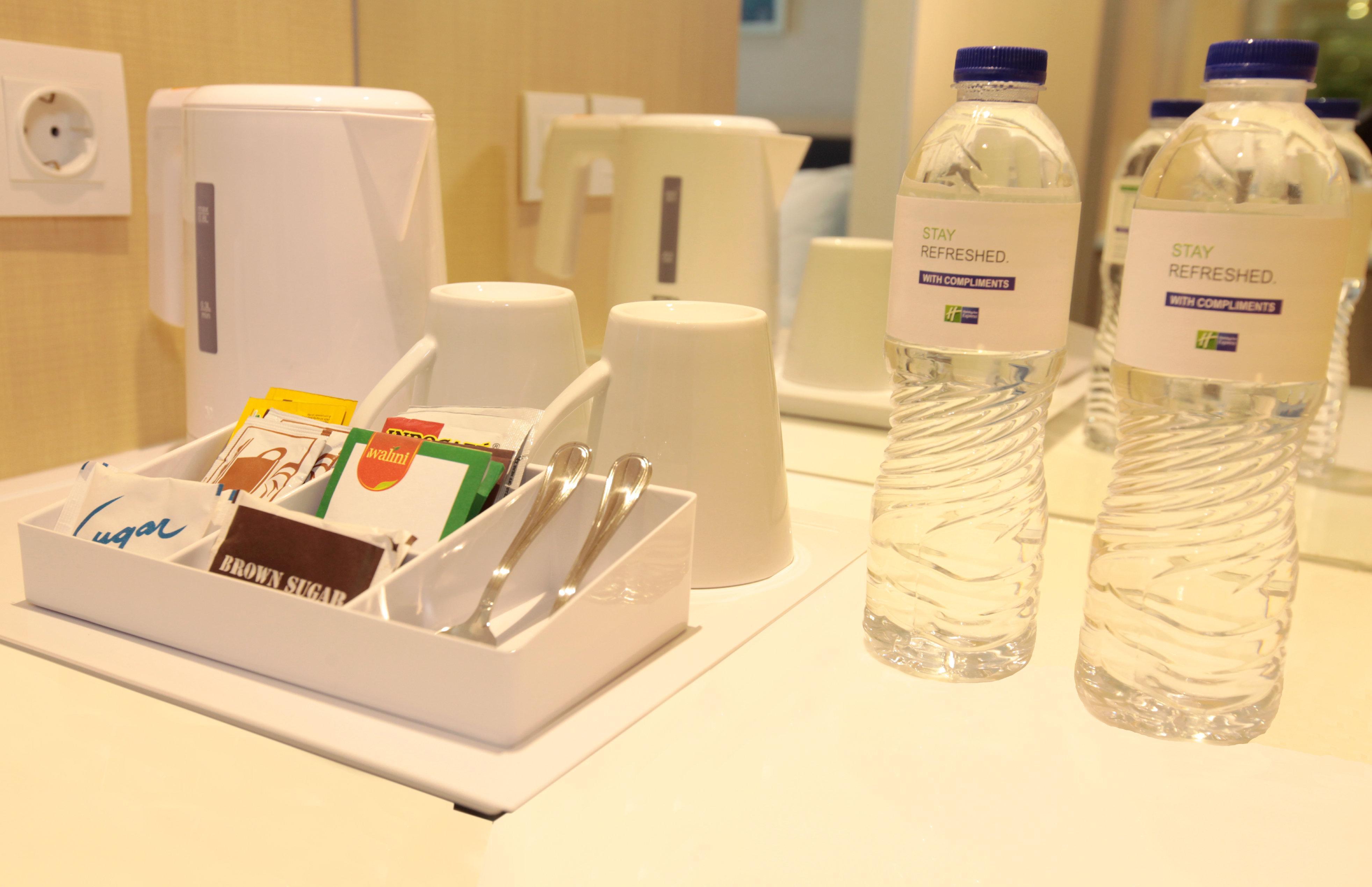 Holiday Inn Express Jakarta International Expo By Ihg Buitenkant foto